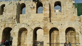 Archeologikos Choros Theatro Irodou Attikou Areopagitou Dionisiou, Athina 105 55, Grecia